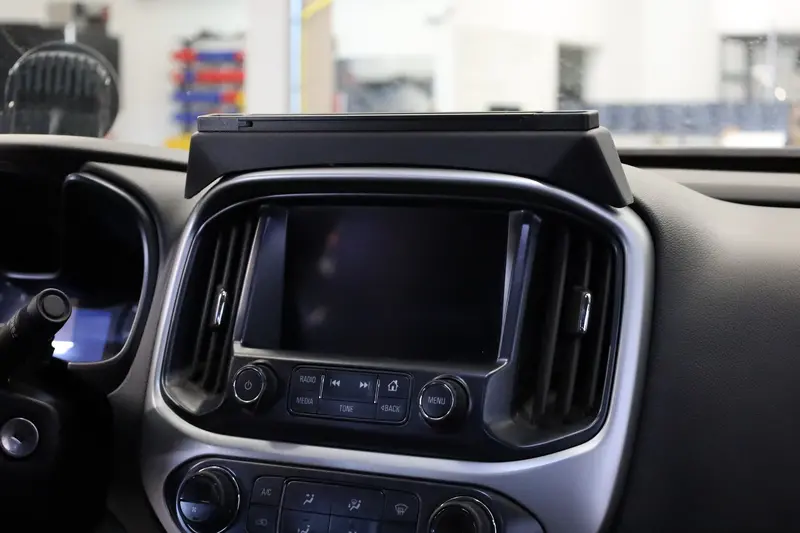 2015-23 Chevrolet Colorado Expedition Essentials Powered Accessory Dash Mount 1