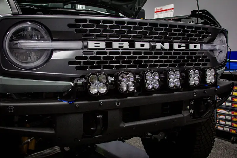 2021-25 Ford Bronco Baja Designs 6 Xl Series Linkable Bumper Light Bar Kit W/ Upfitter, Fits Oe Plastic Bumper 2