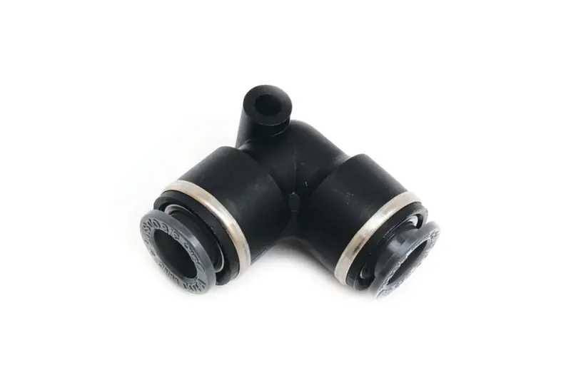 Accuair Suspension 90 Degree 3/8In Tube Elbow (Push-To-Connect) 1