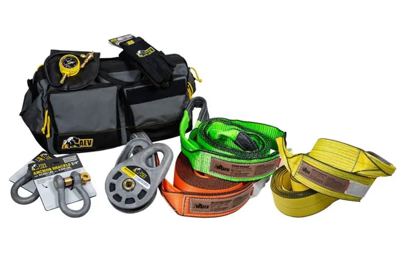 Aev Mid-Size Trail Recovery Kit 1