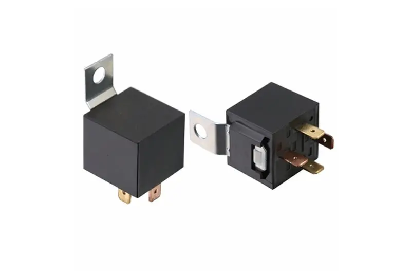 Bulldog Winch 40A Relay 4-Post 1