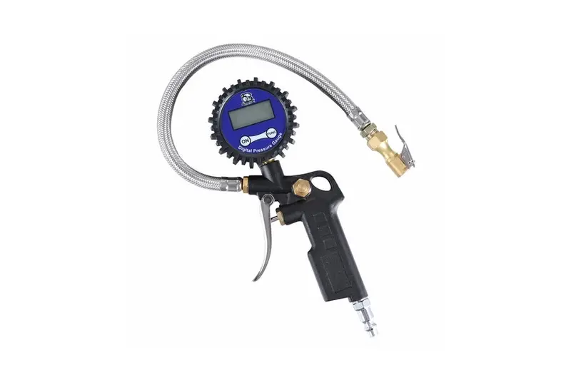 Bulldog Winch Inflator Digital Gauge, 0-200Psi 1