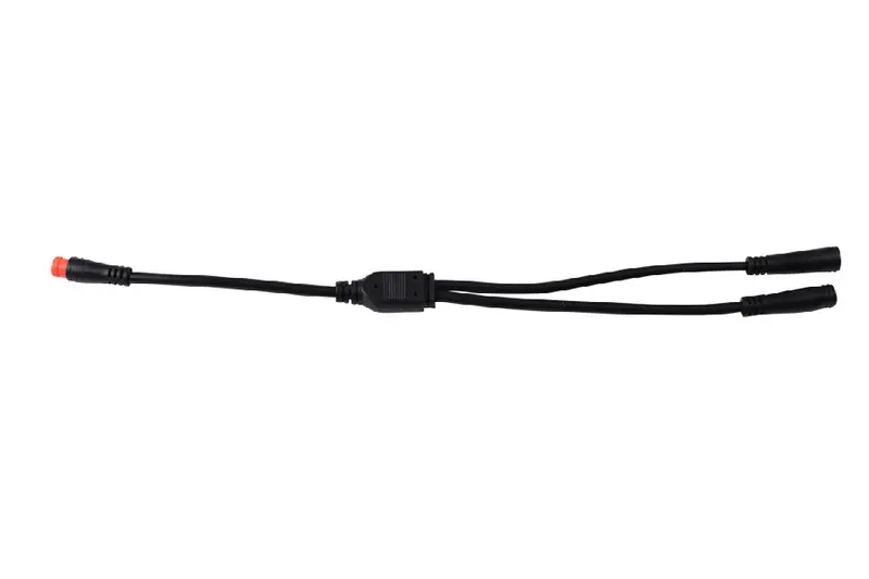 Diode Dynamics Rgbw M8 5-Pin 2-Way Splitter Wire 1