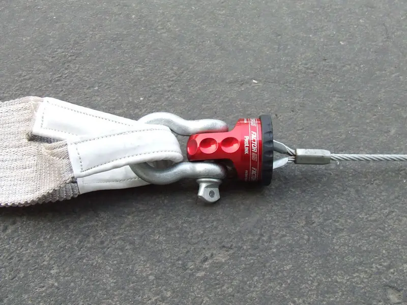 Factor 55 Prolink Winch Shackle Mount 2