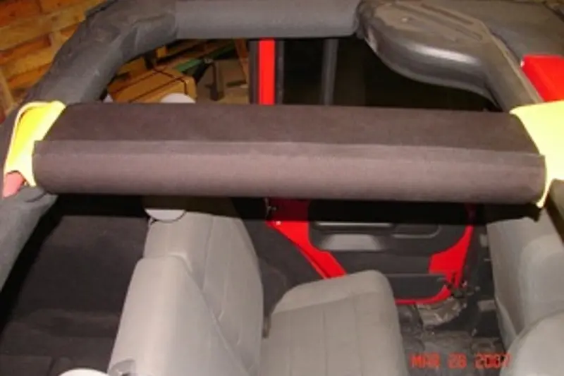 Jeep Wrangler Jk 4-Door Rock Hard 4X4 Rear Overhead Center Bars Padding Kit 1