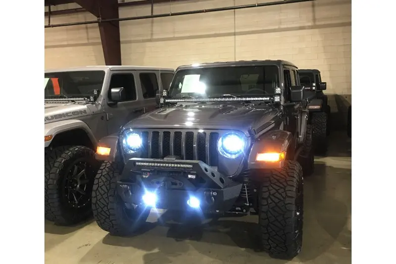 Jeep Wrangler Jk, Tj & Cj Quake Led 4In Fog Light W/ Black Reflector - Rgb Accent 2