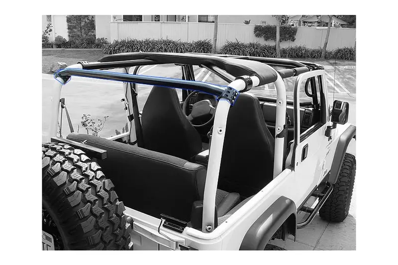 Jeep Wrangler Tj & Lj Rock Hard 4X4 Rear Bar 1